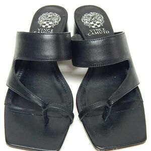 NWOT 8 Vince Camuto Black Strappy Heels with Toe Ring